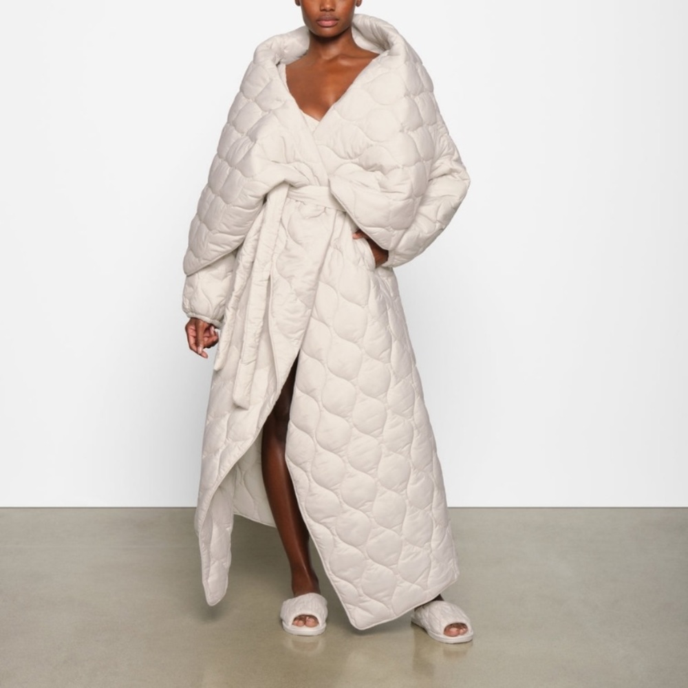SKIMS Quilted Long Wrap Robe in Light Beige